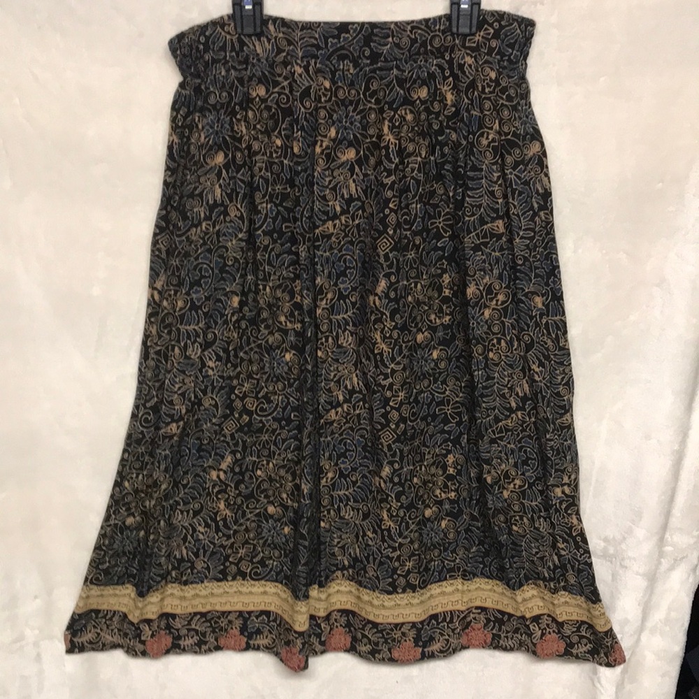 Sag Harbor Petite Skirt - Size Medium